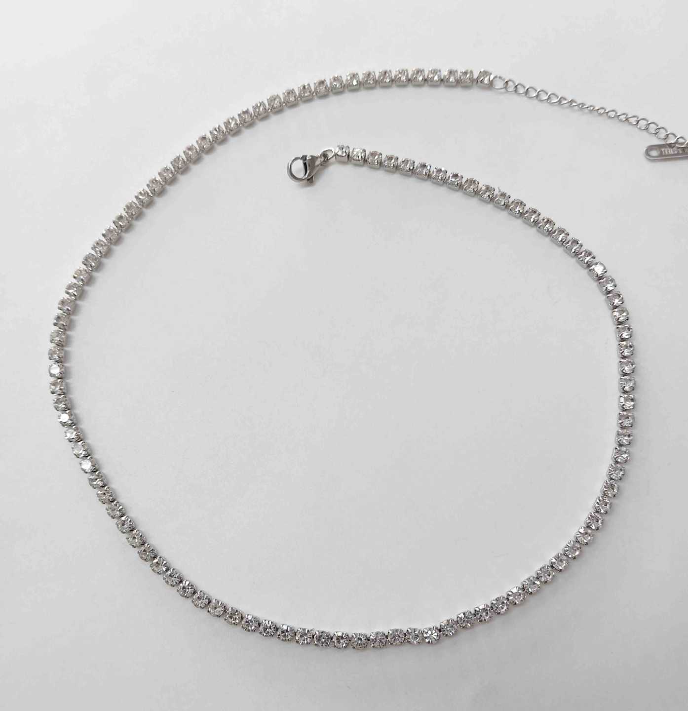 Collar Plateado Circones Sintillo