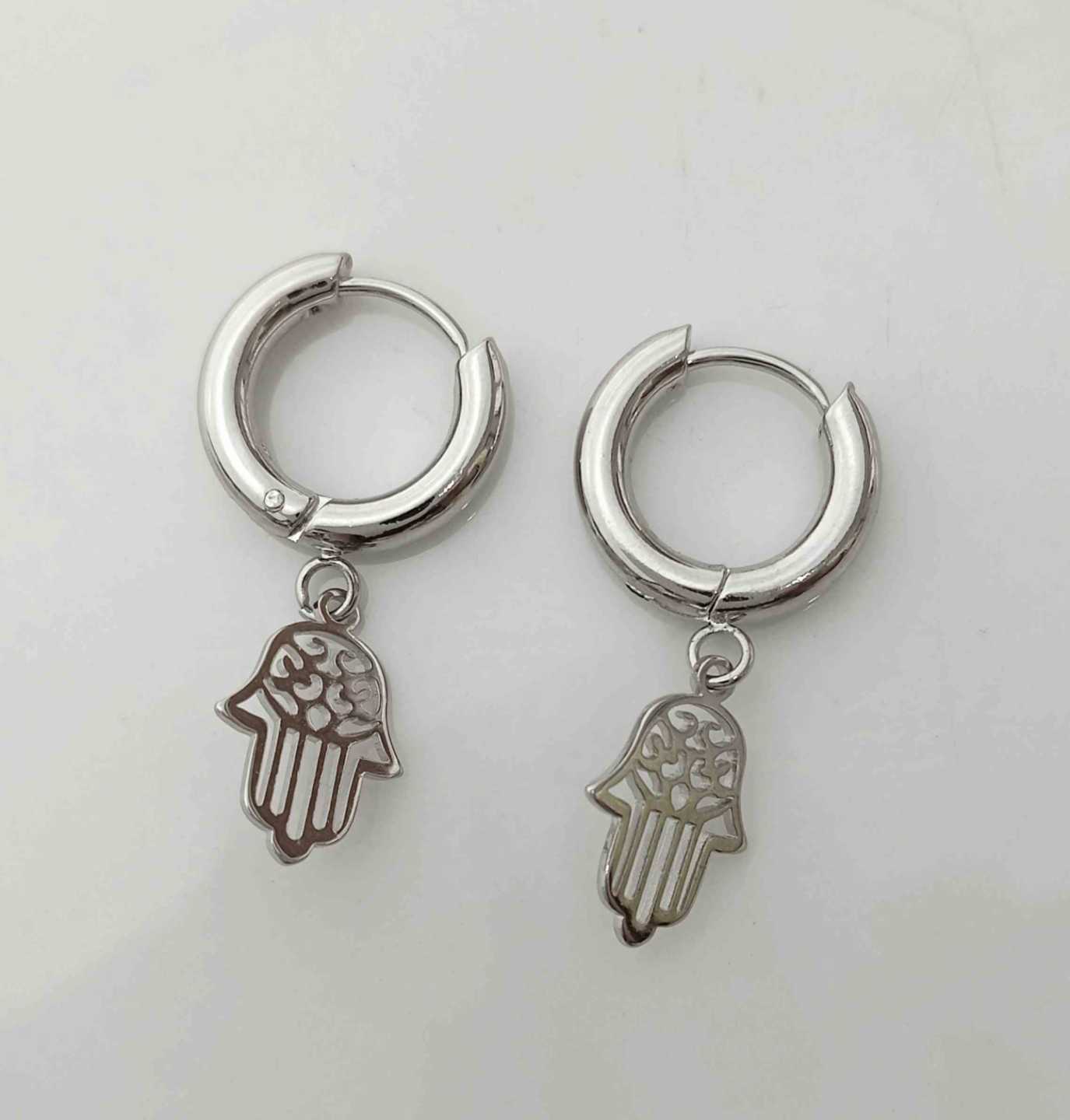 Aro Plateado Argolla 16mm Colgante Mano