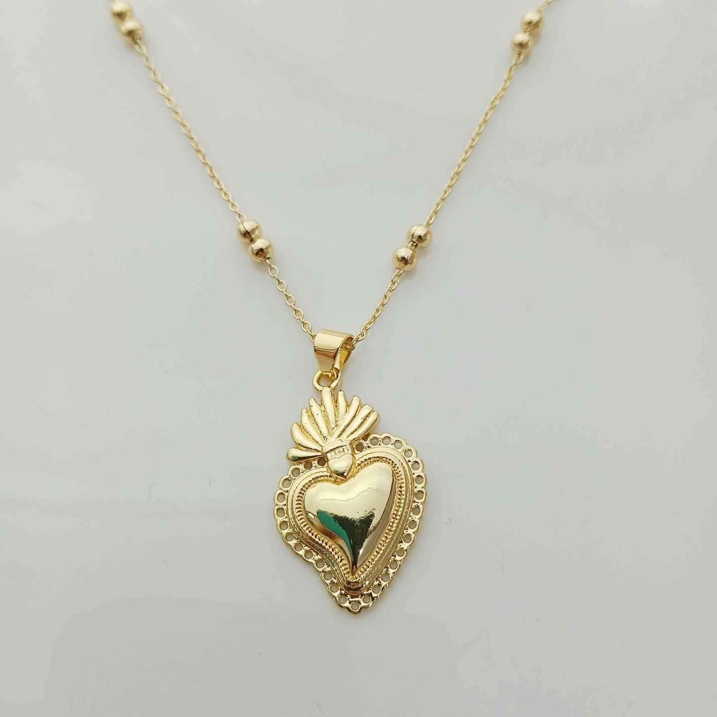 Collar Bañado Oro Cadena Pelotitas Colgante Corazon Détente