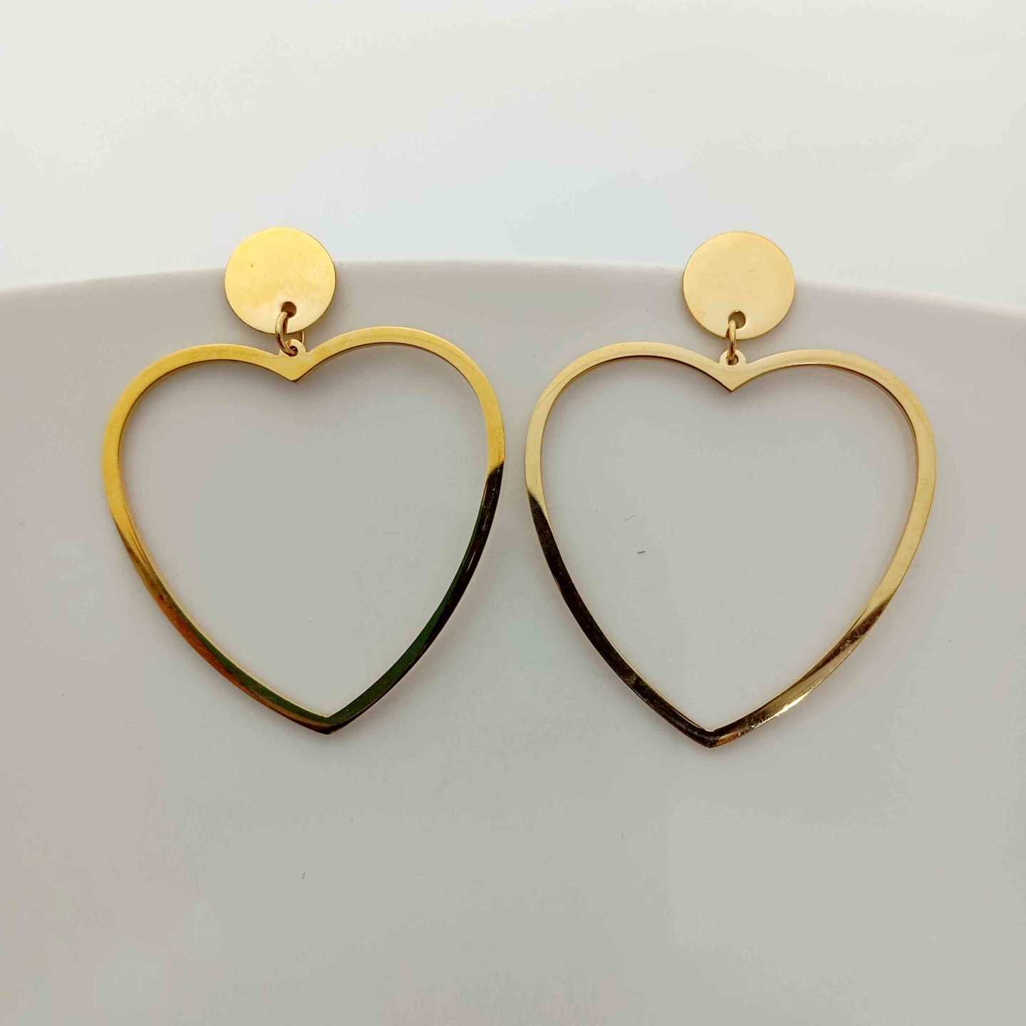 Aro Dorado Corazon Hueco Grande