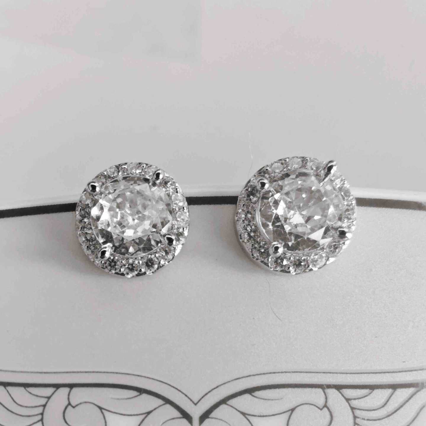 Aro Bañado en Plata o Bañado en Oro 18k Punto Luz Circones 9mm