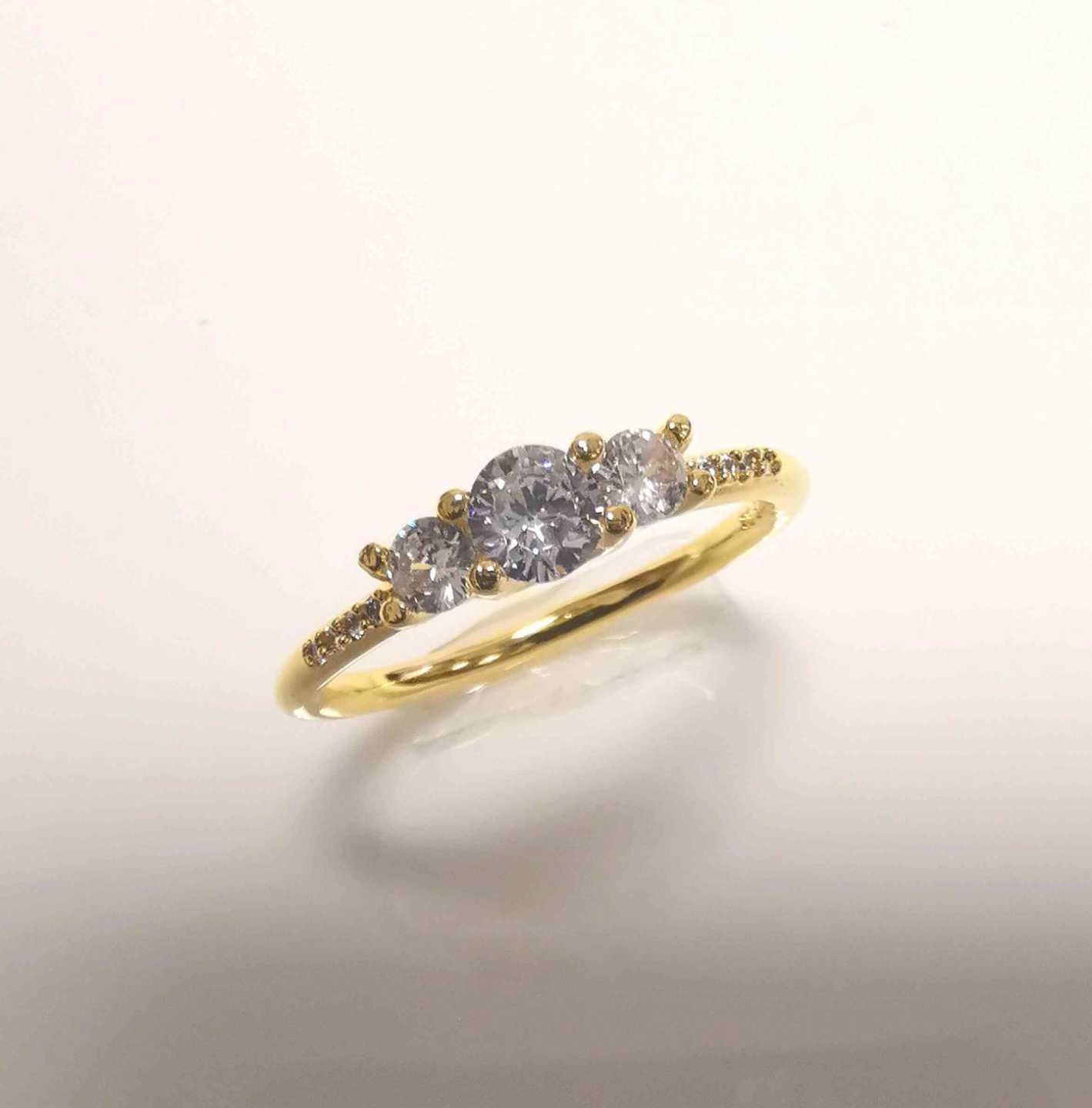Anillo Bañado Oro 3 Circones Corridas Medio Cintillo