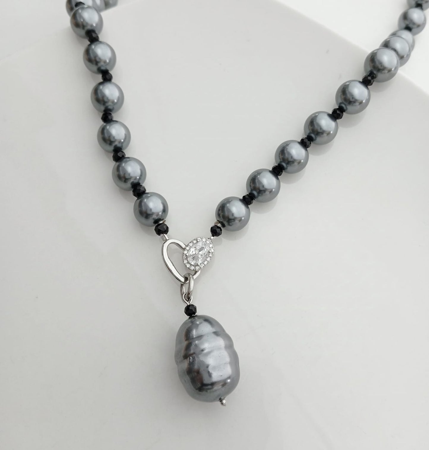 Collar Perla Mallorca Gris 10mm Colgante Perla Gota Grande
