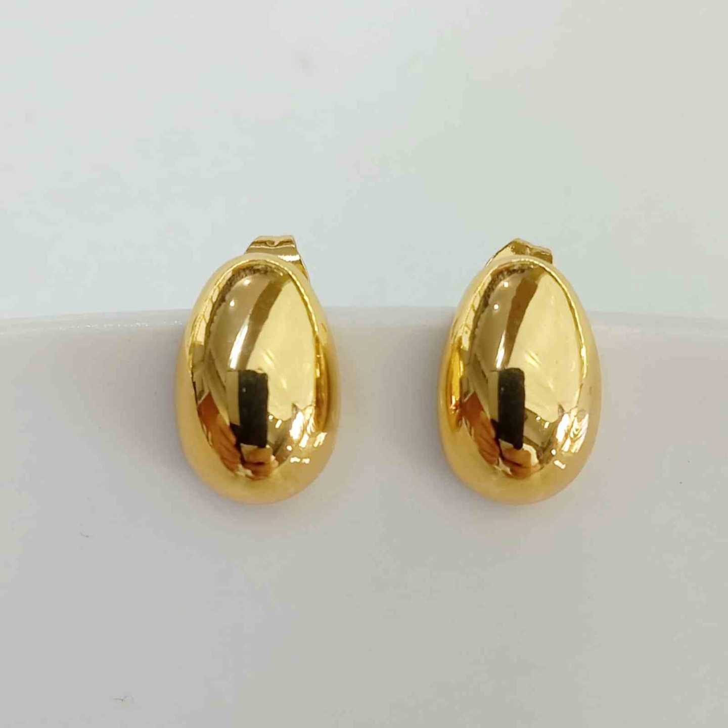 Aro de Acero Dorado Esfera Elíptica Medio 13x9mm