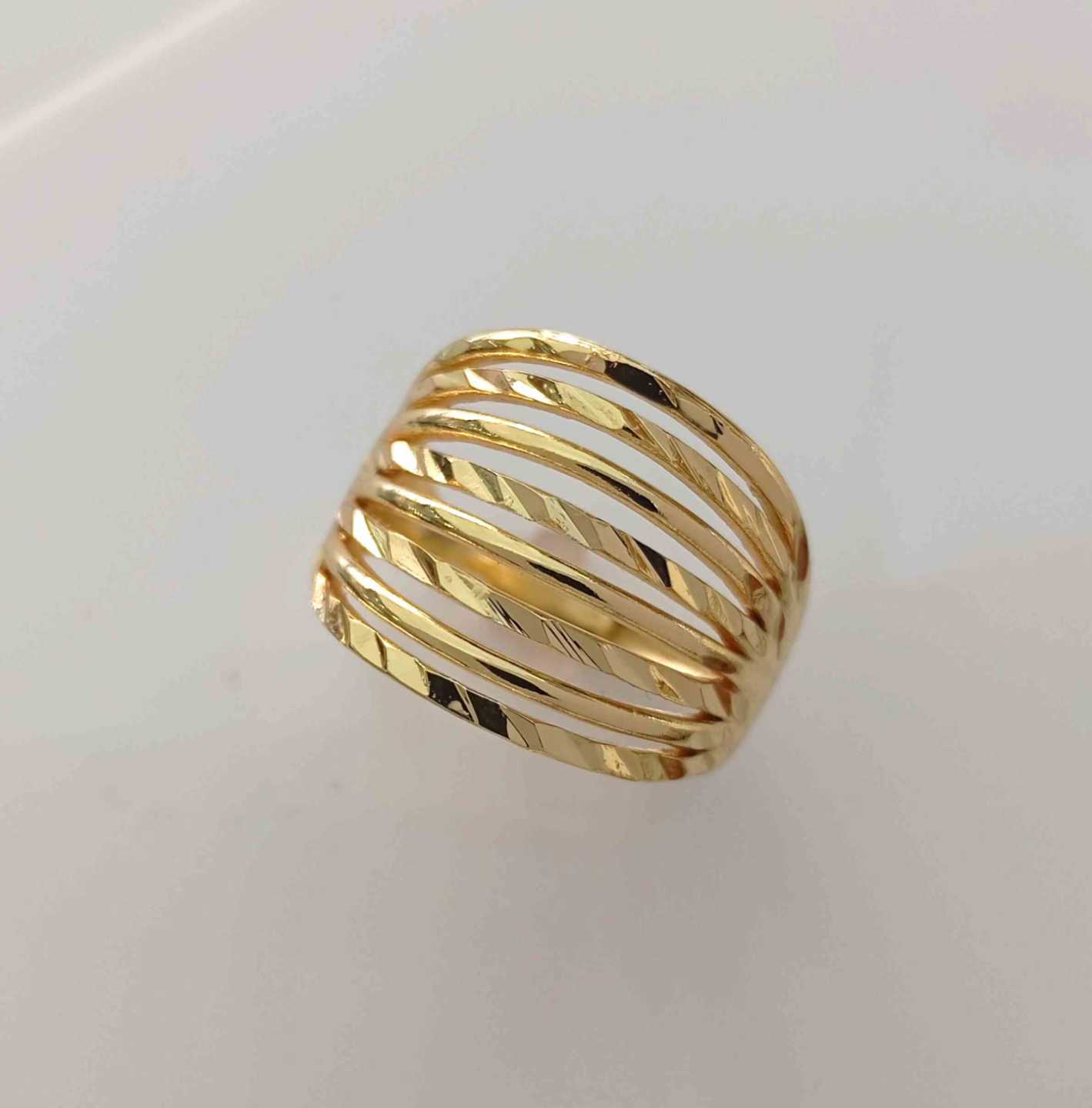 Anillo Bañado En Oro 8 Lineas Ajustable