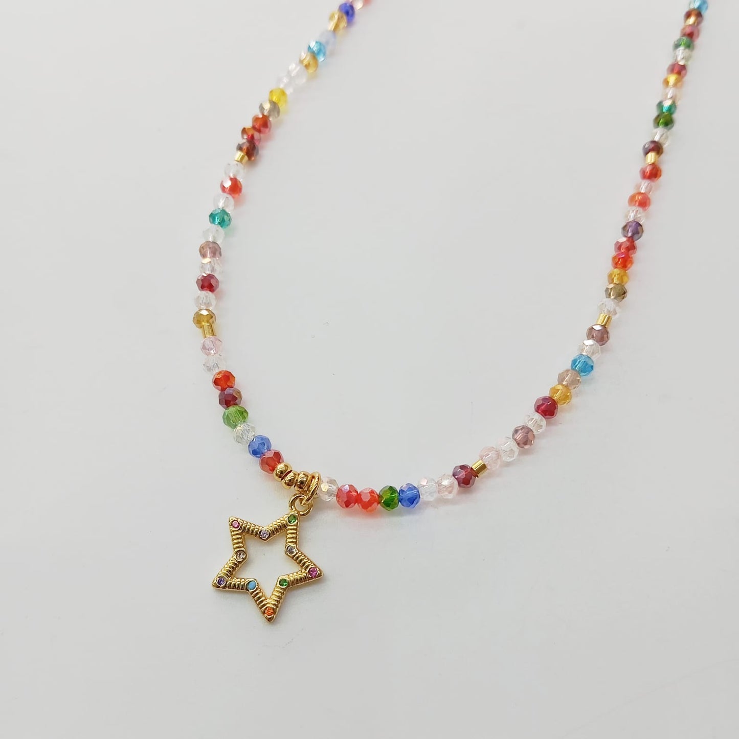 Collar Dorado Cristal Rojo o Negro Broche Corazon Iman