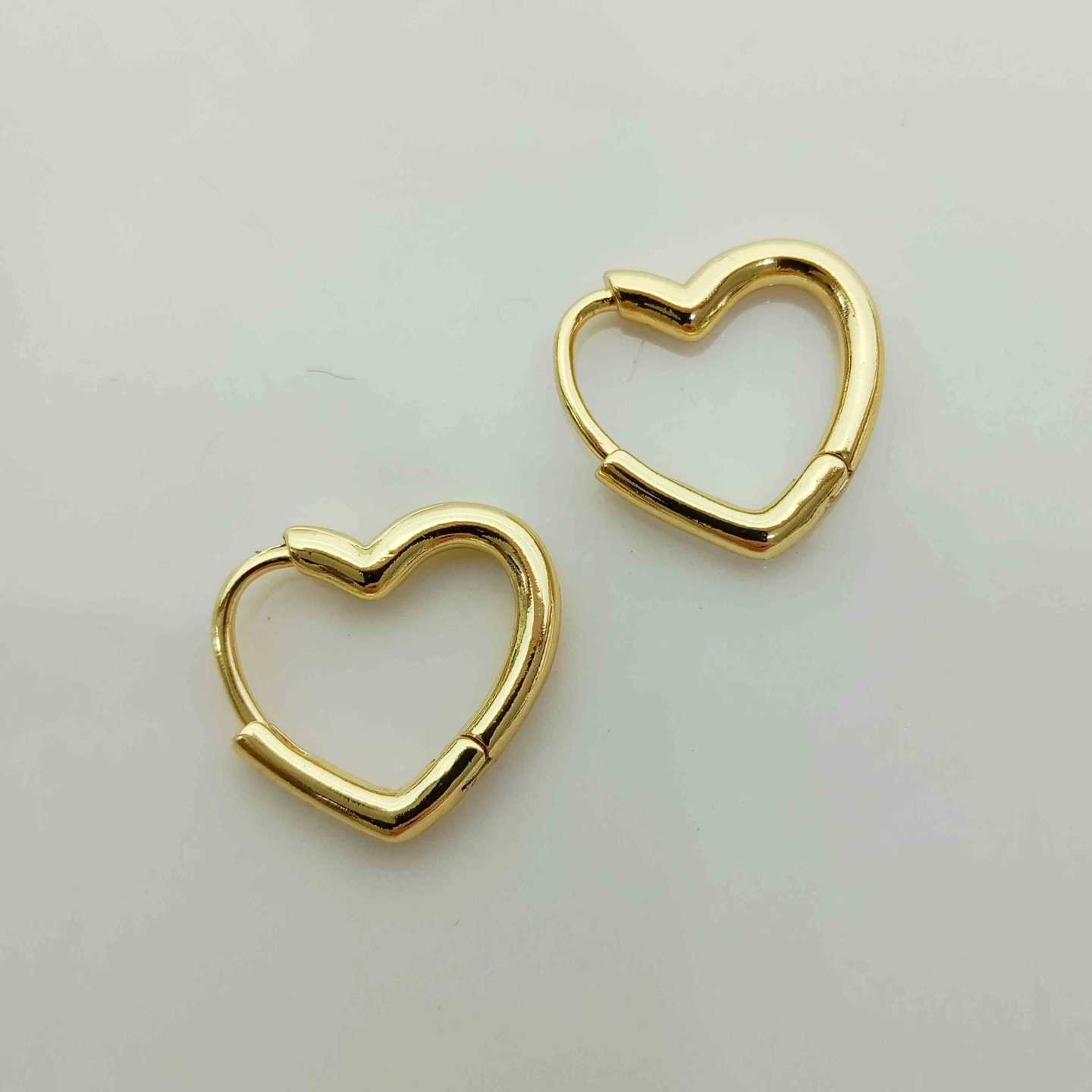 Aro Bañado en Oro Argolla Corazon Liso