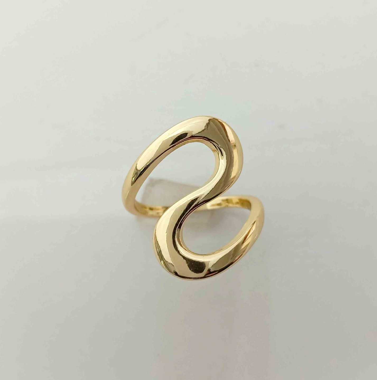 Anillo Bañado en Oro Curva de Onda Ajustable