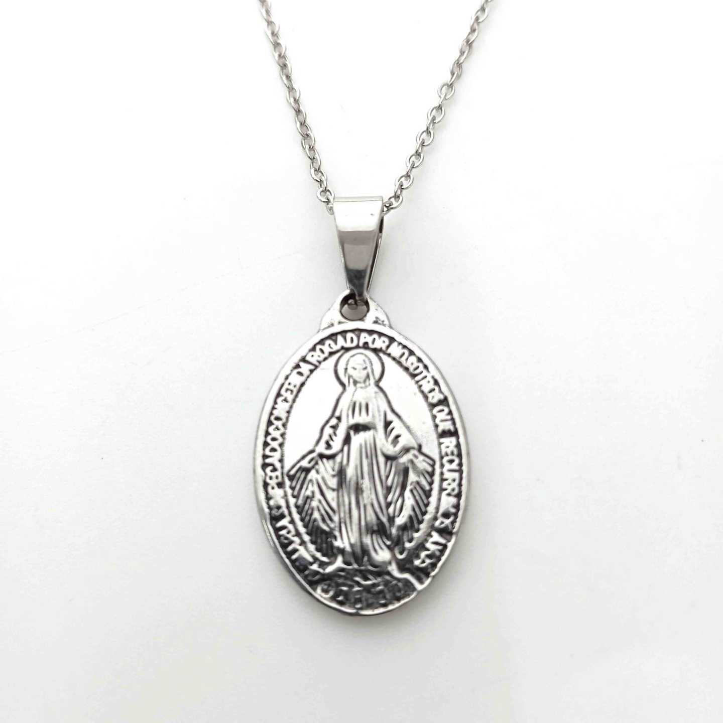 Collar Plateado Virgen Rayo 25x16mm