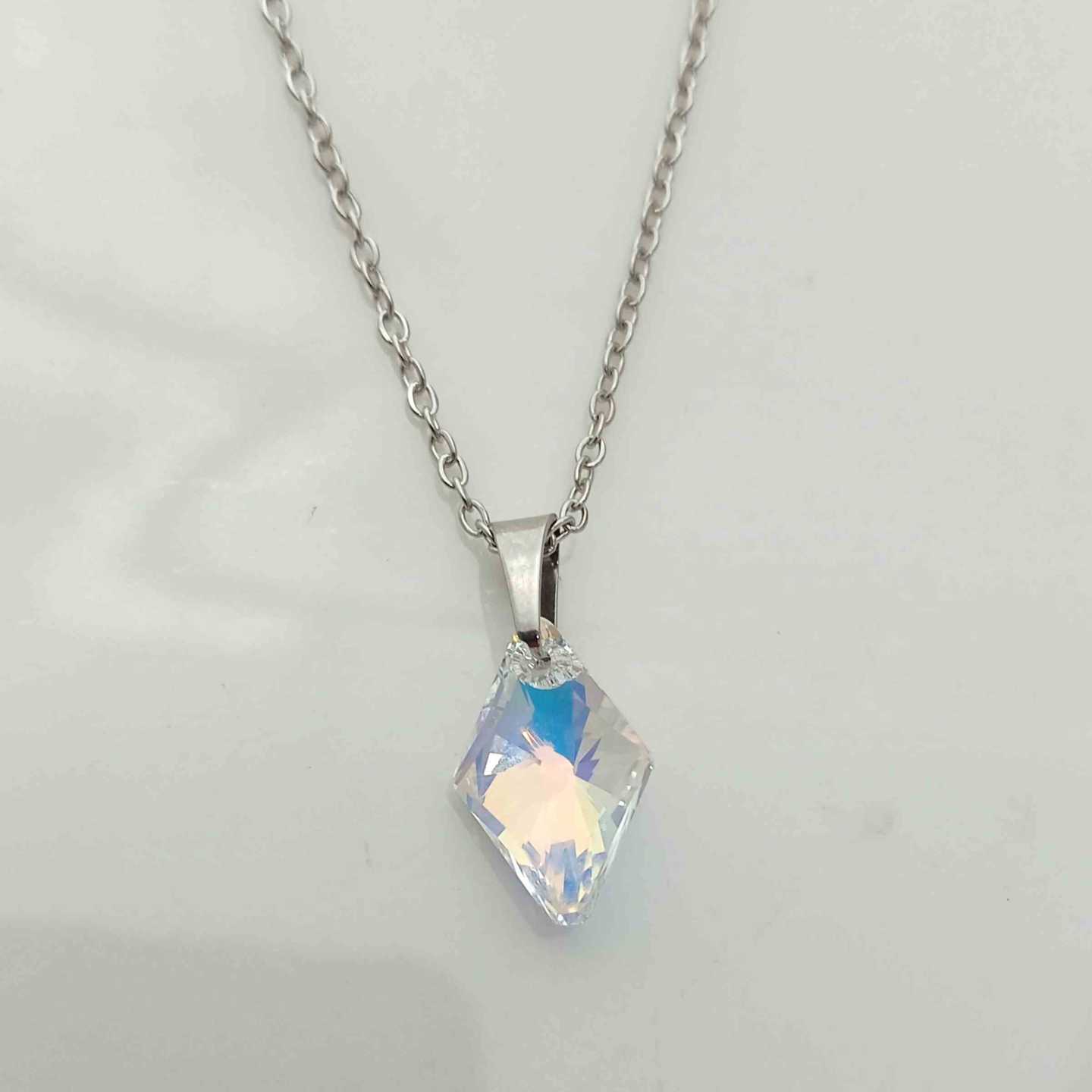 collar plateado cristal swarovski Romboide