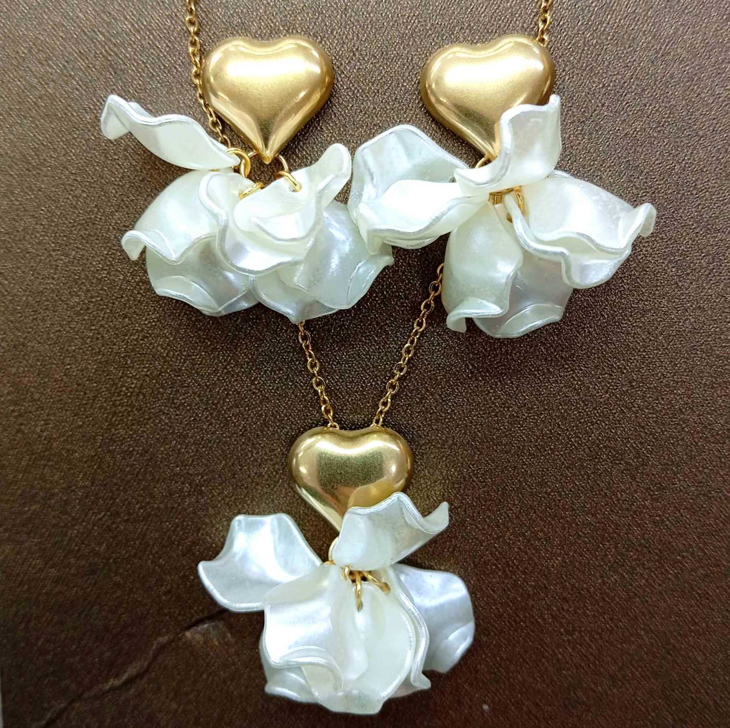 Conjuntos Dorado Corazon Colgante Flor Blanco
