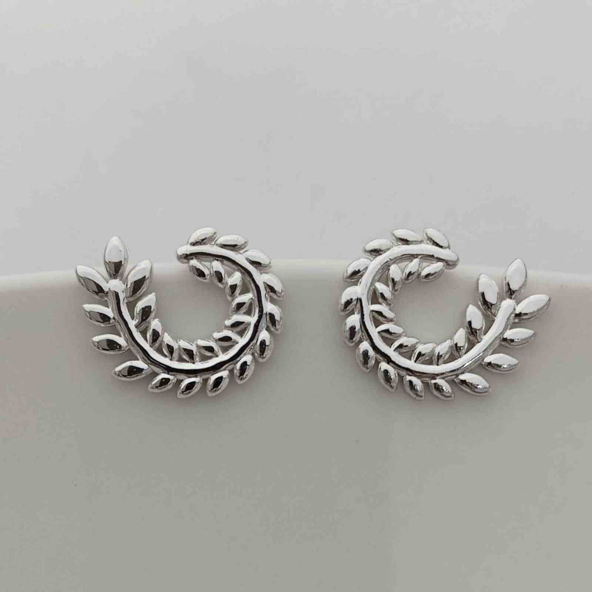 Aros Tope Rama Laurel Olivo Hojas Plateado Acero Inoxidable Guirnalda Botánico Diosa Griega Semicircular 18mm