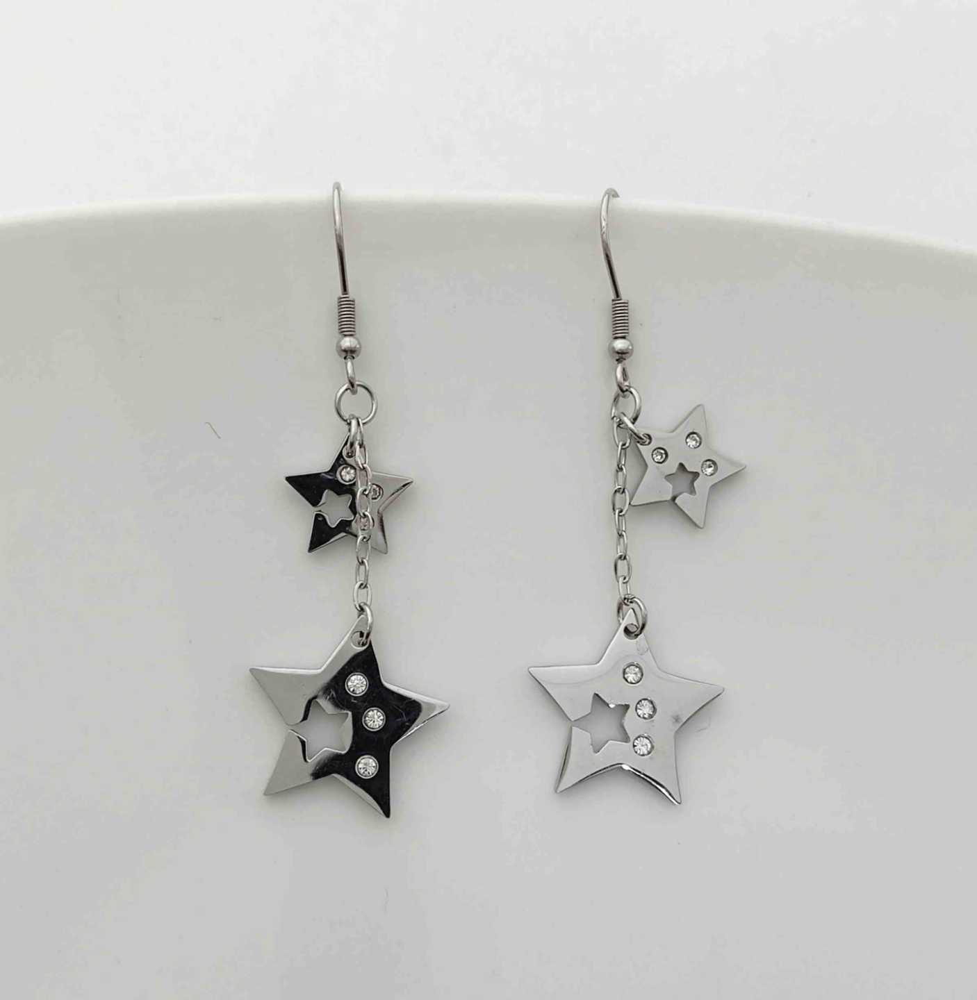 Aro Plateado Colgante 2 Estrellas Circones