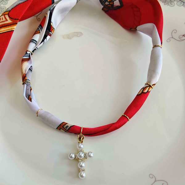 Collar pañuelo de seda Bañado Oro Colgante Dijes Varios