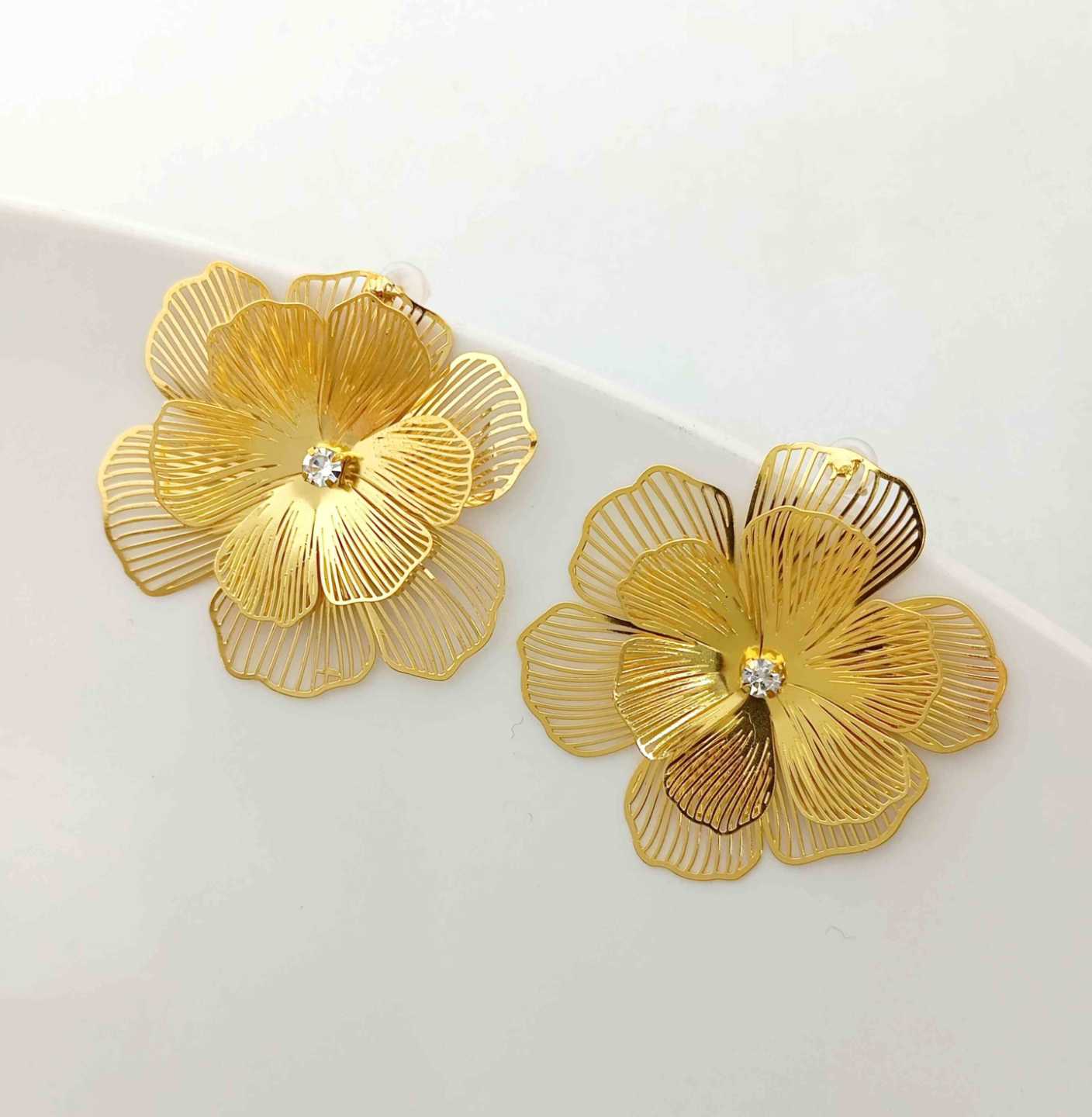 Aro Dorado Flor Grande