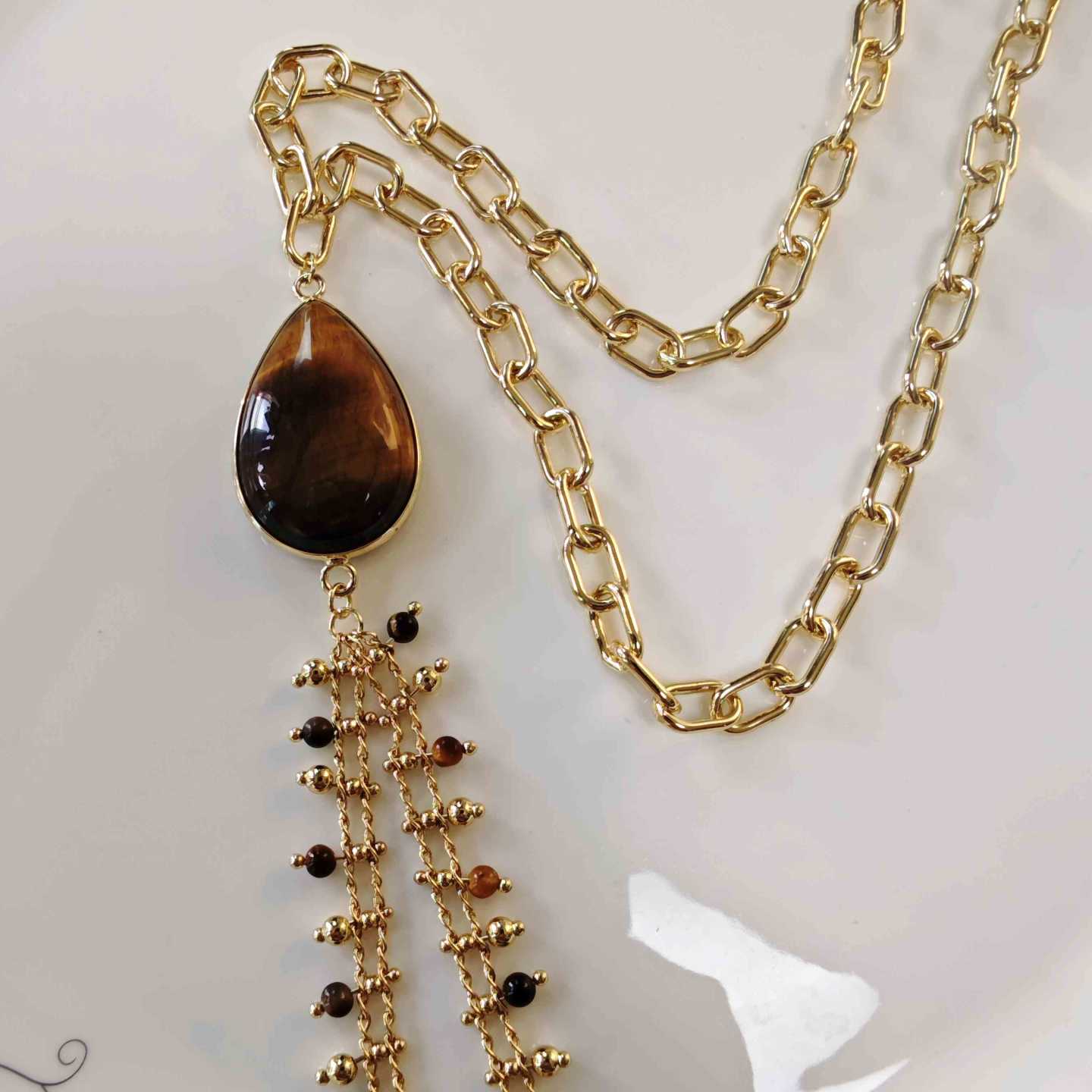 Collar Bañado en Oro Colgante Piedra Ojo Tigre y Cadena Piedras