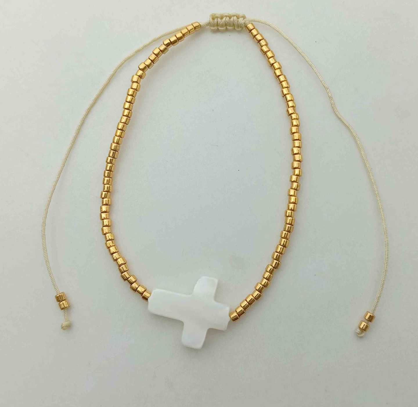 Pulsera Miyuki Dorado Cruz Nacar