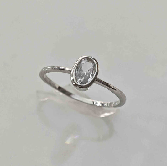 Anillo de plata925 solitario ovalos circon