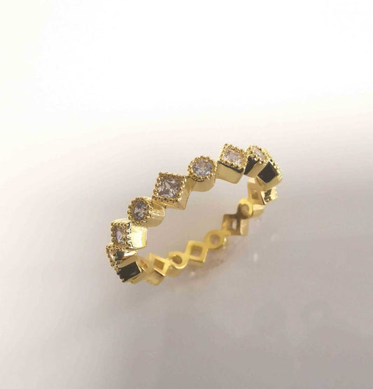 Anillo Bañado Oro Circulo y Cuadrado Circones