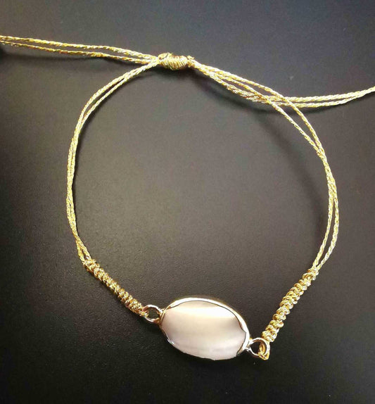 Pulsera Hilo Dorado Nacar