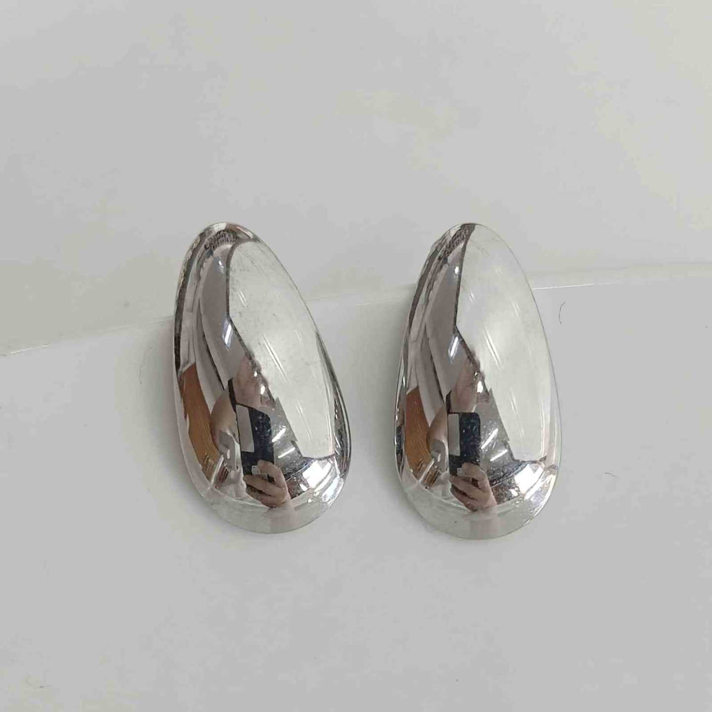 Aro de Acero Plateado Gota Liso