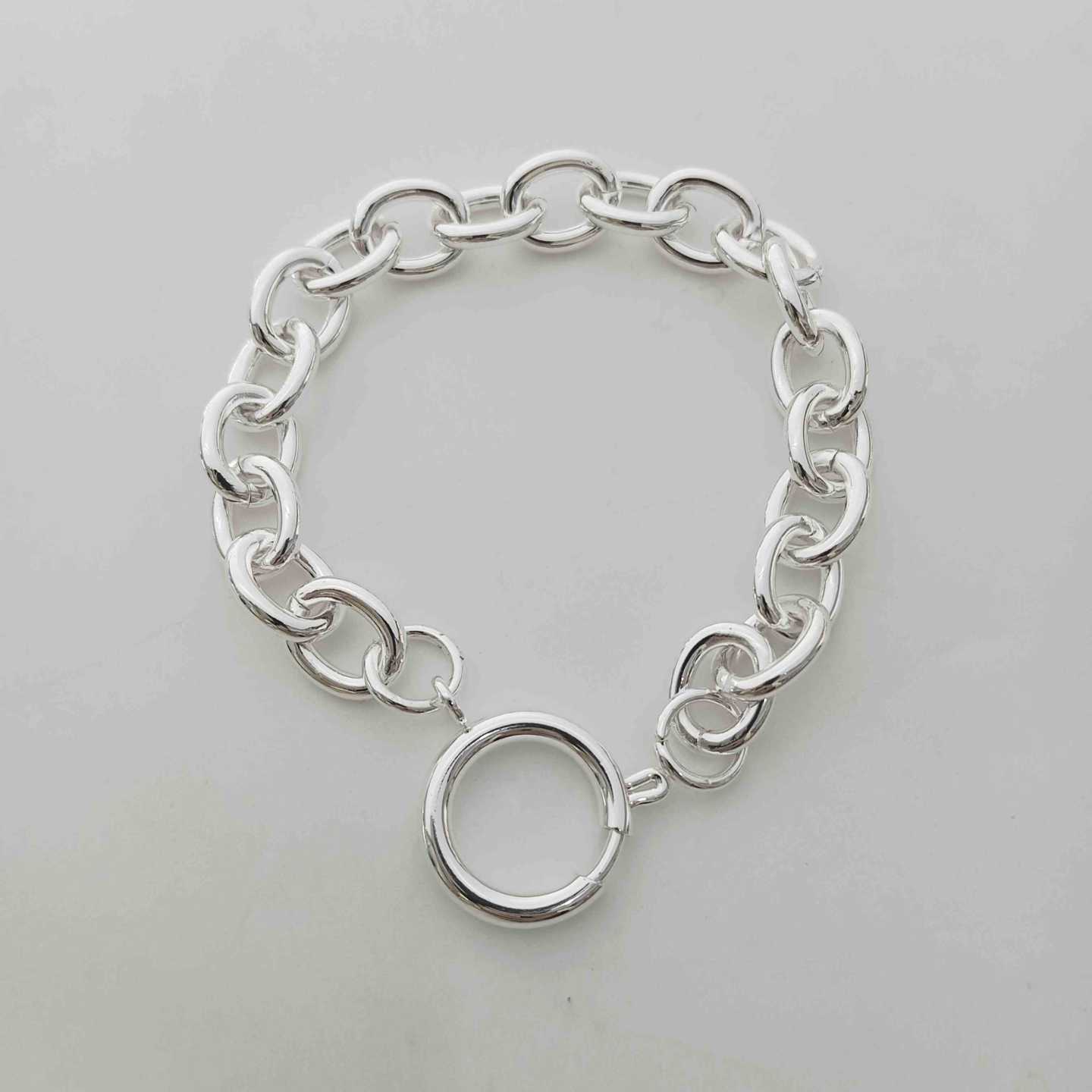 Pulsera Plateada Eslabon Gruesa