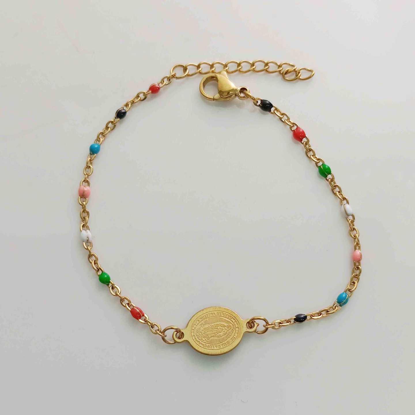 Pulsera Dorado Virgen Cuaralupe Cad. Plastica Colores