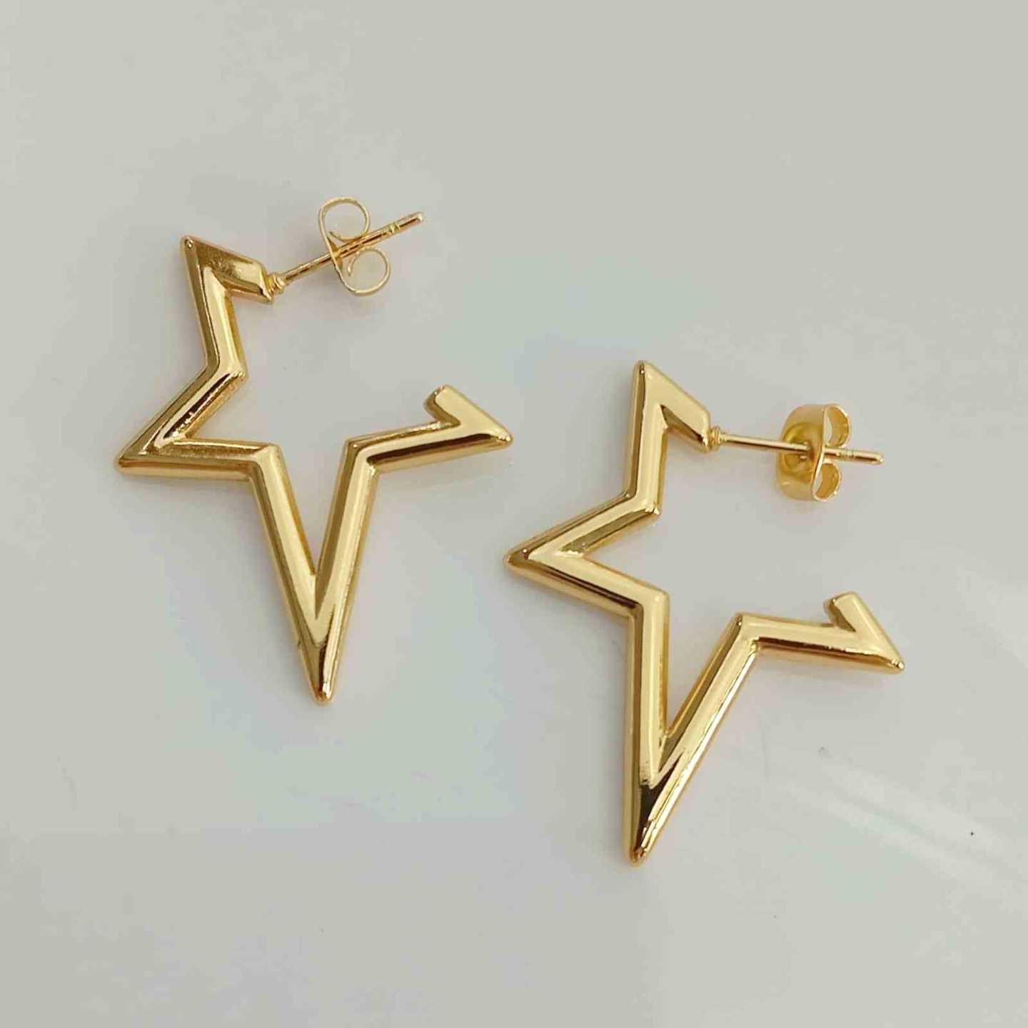 Aro de Acero Dorado Argolla Estrella 30mm 