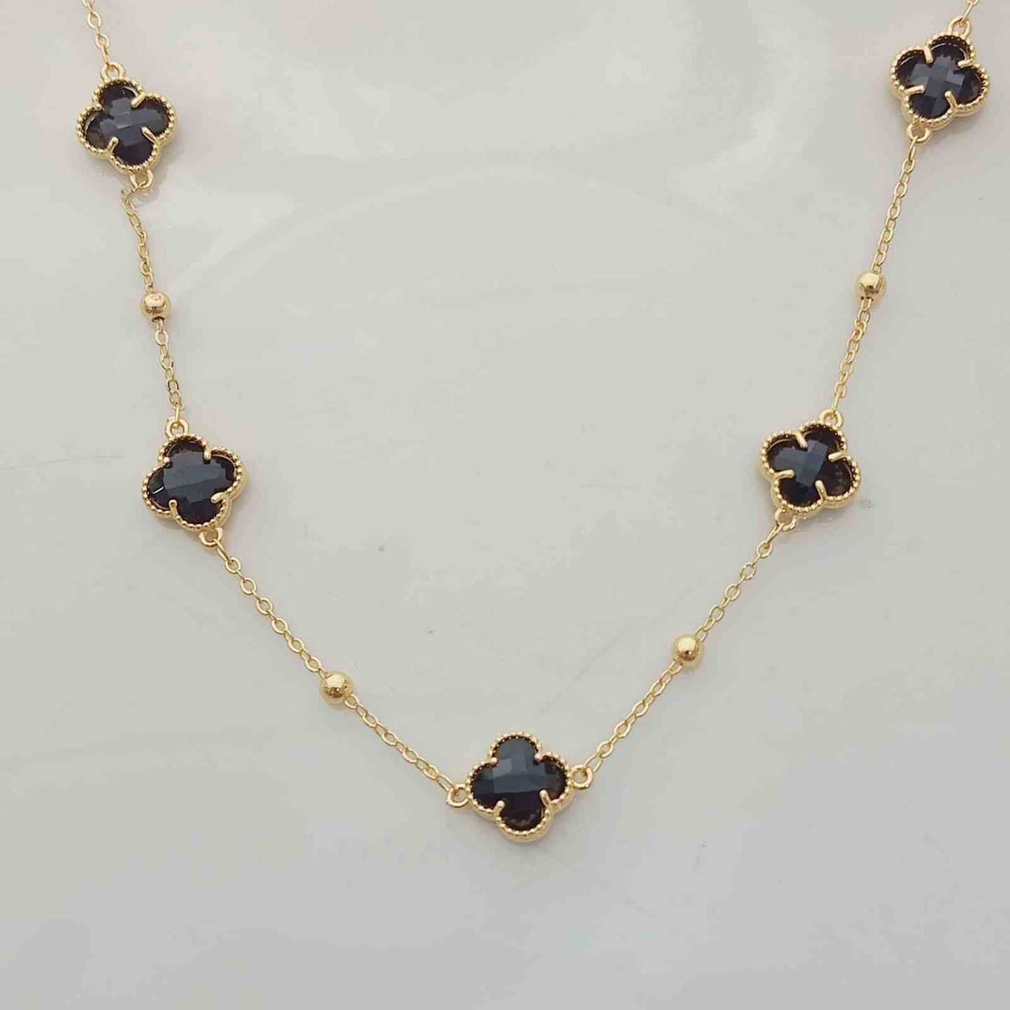 Collar Bañado En Oro Trebol Negro 45cm