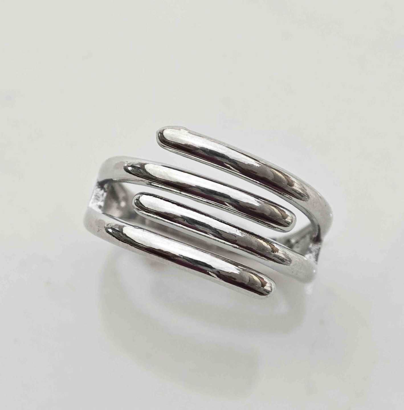 Anillo Bañado En Plata 4 Lineas Ajustable