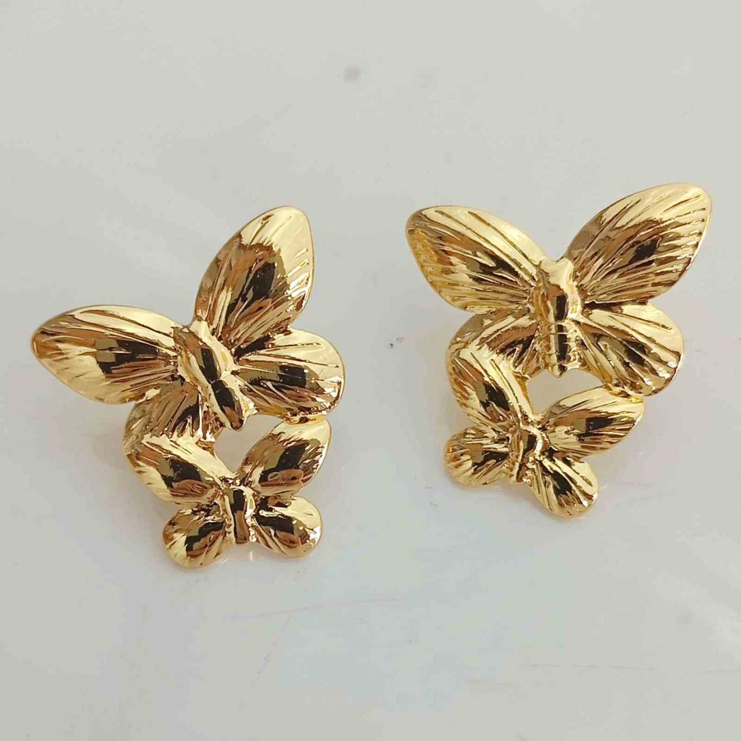 Aro de Acero Dorado 2 Mariposas 