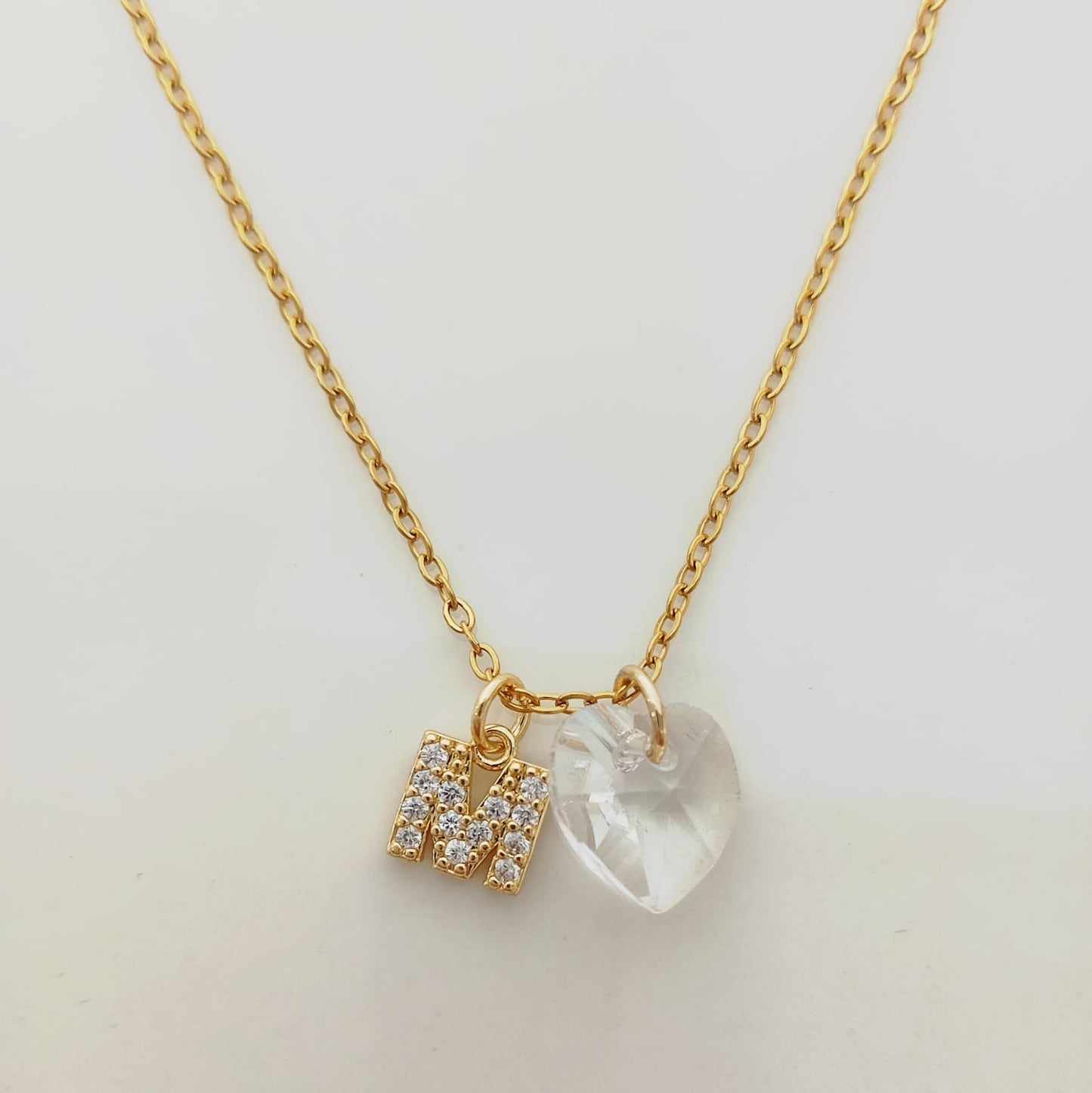 Collar Acero Quirurgico Dorado Colgante Letra Circones y Cristal Corazon 45cm