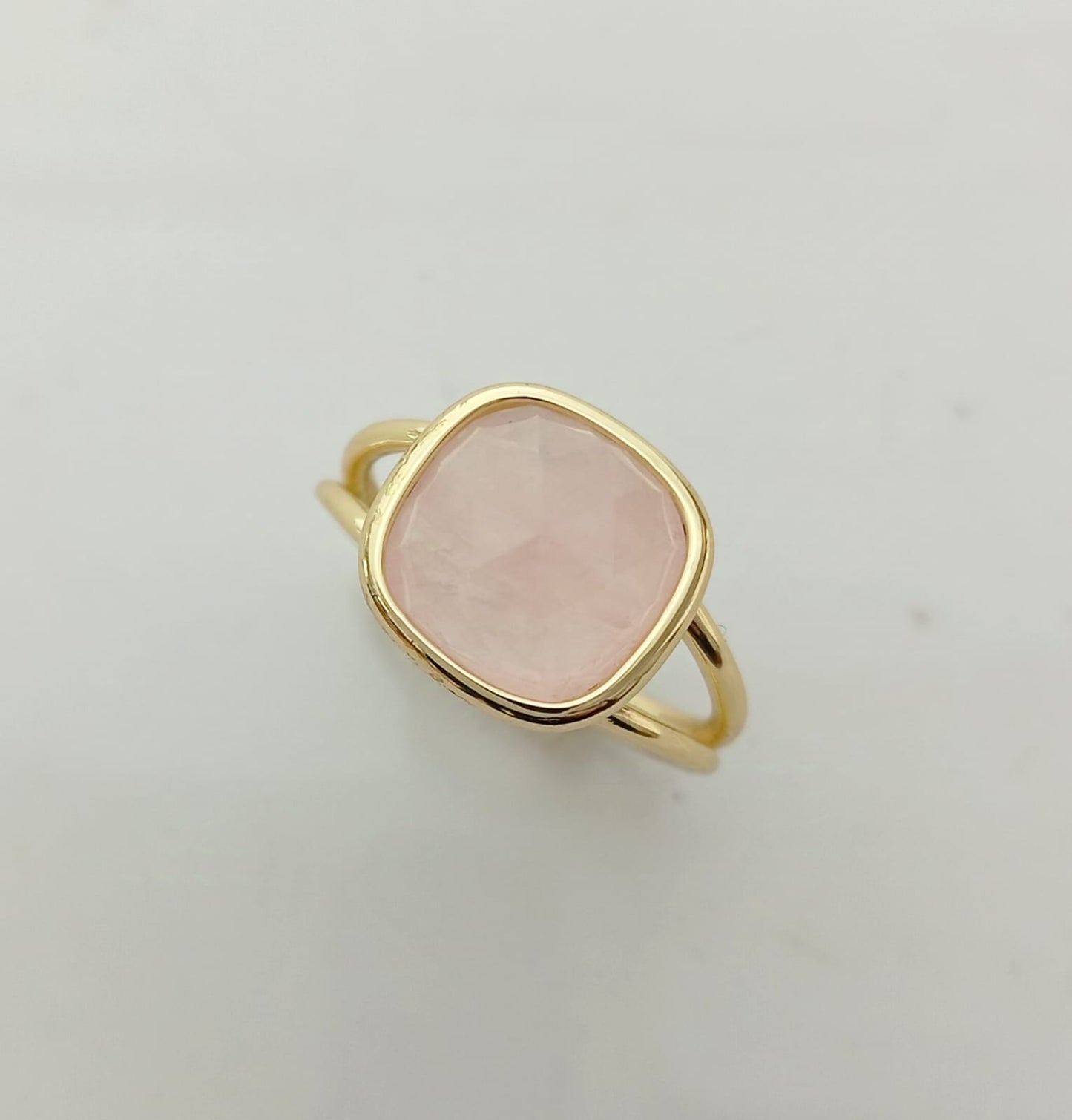 Anillo Bañado Oro Piedras Cuadrado