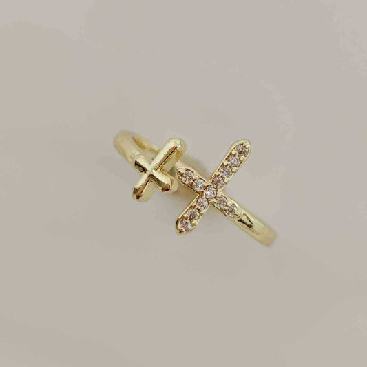 Anillo Bañado en Oro 18k Doble Cruz con Circones Ajustable