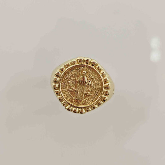 Anillo Sello Bañado en Oro 18k Medallón San Benito Ajustable