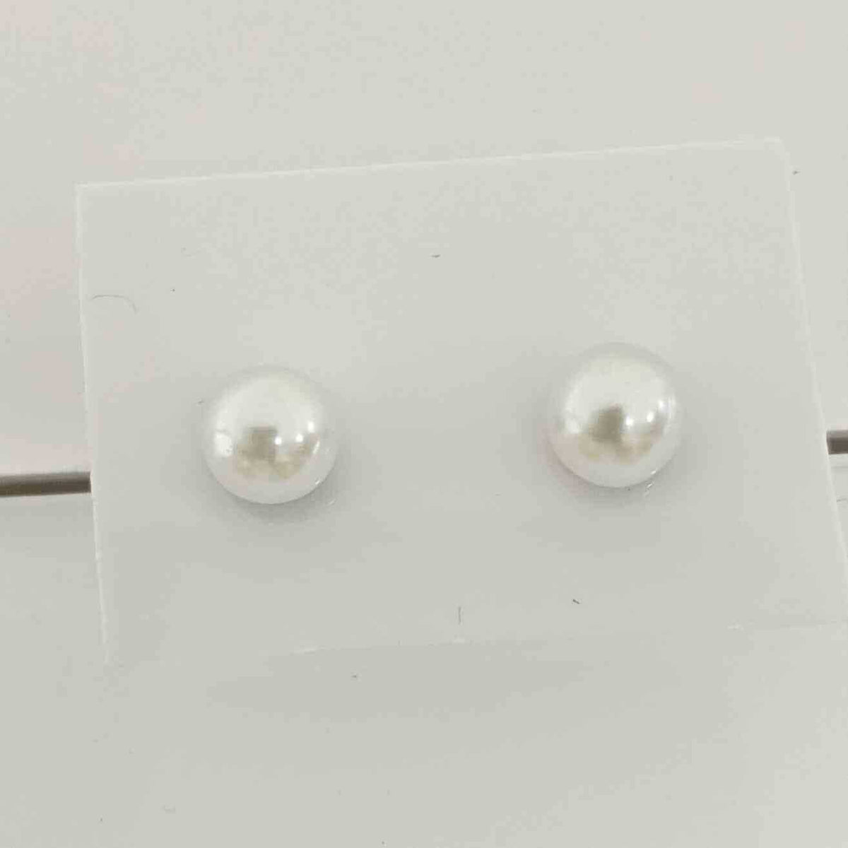 Aro Perla de imitación blanca nacarada, el vastago de acero 4mm 