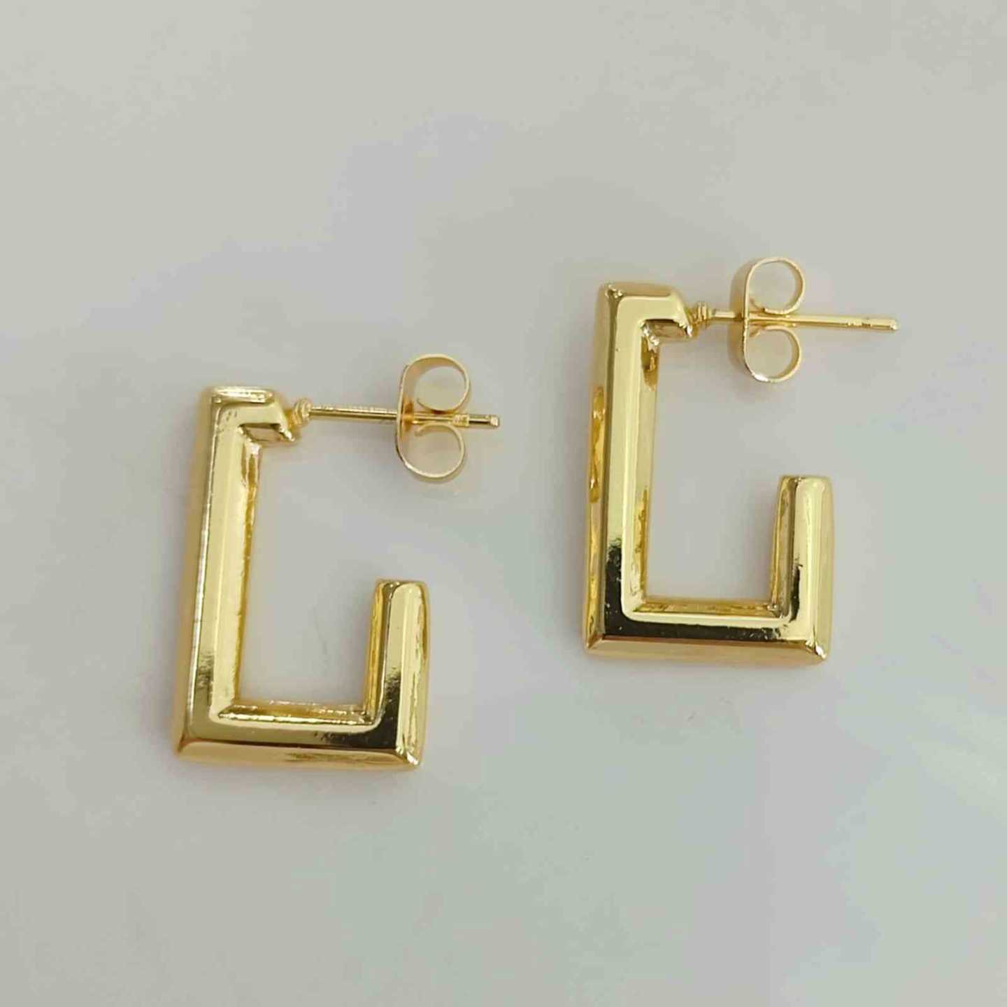Aro de Acero Dorado Argolla Rectángulo 20X14mm 