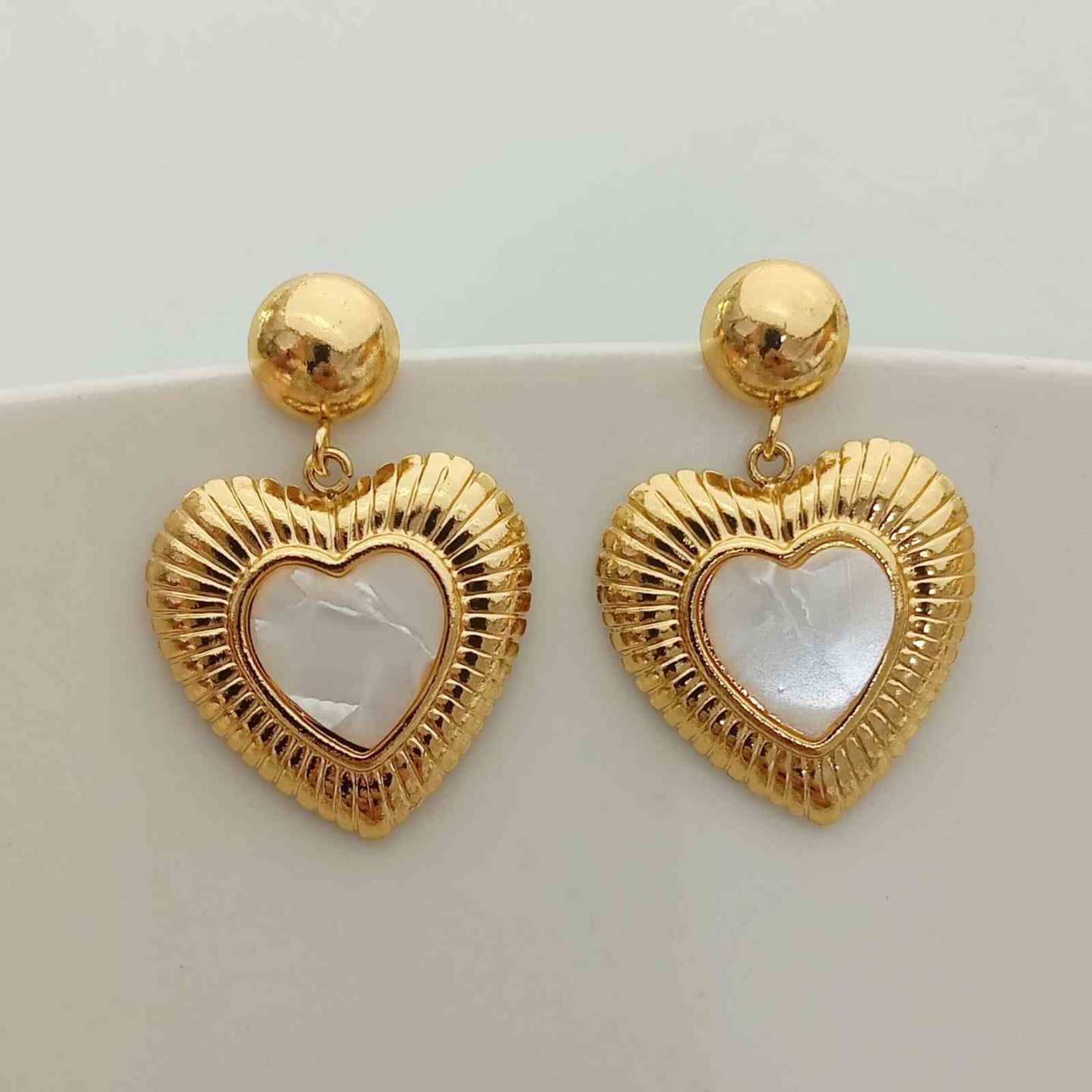 Aro de Acero Quirúrgico Dorado Colgante Corazon Nacar