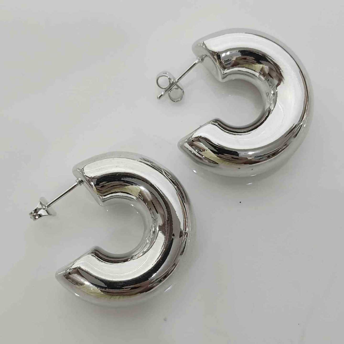 Aro Bañado en Plata Cubo Argolla Abierdo 30MM