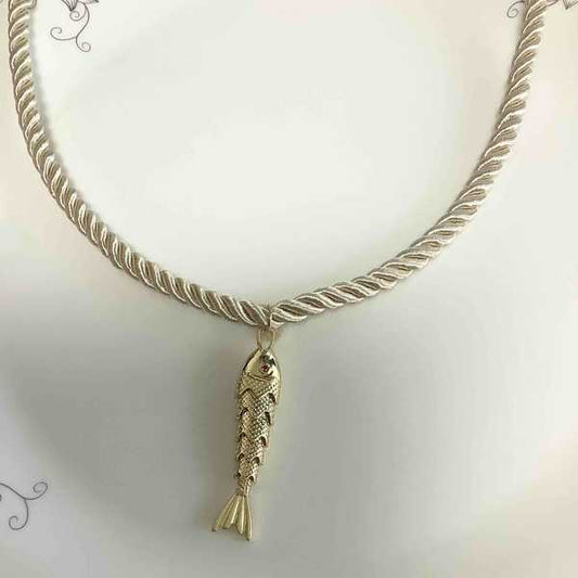 Collar Hilo Colores Colgande Dije Bañado Oro 45cm