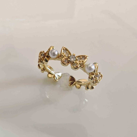 Anillo Bañado en Oro Mariposa Circones y Perla Ajustable