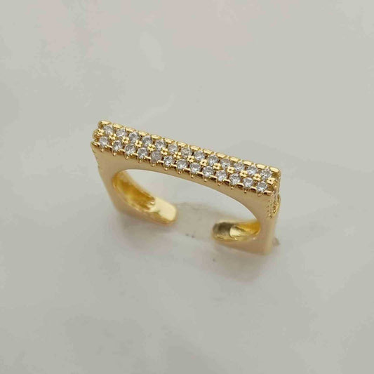 Anillo Bañado en Oro Cuadrada Circones Ajustable