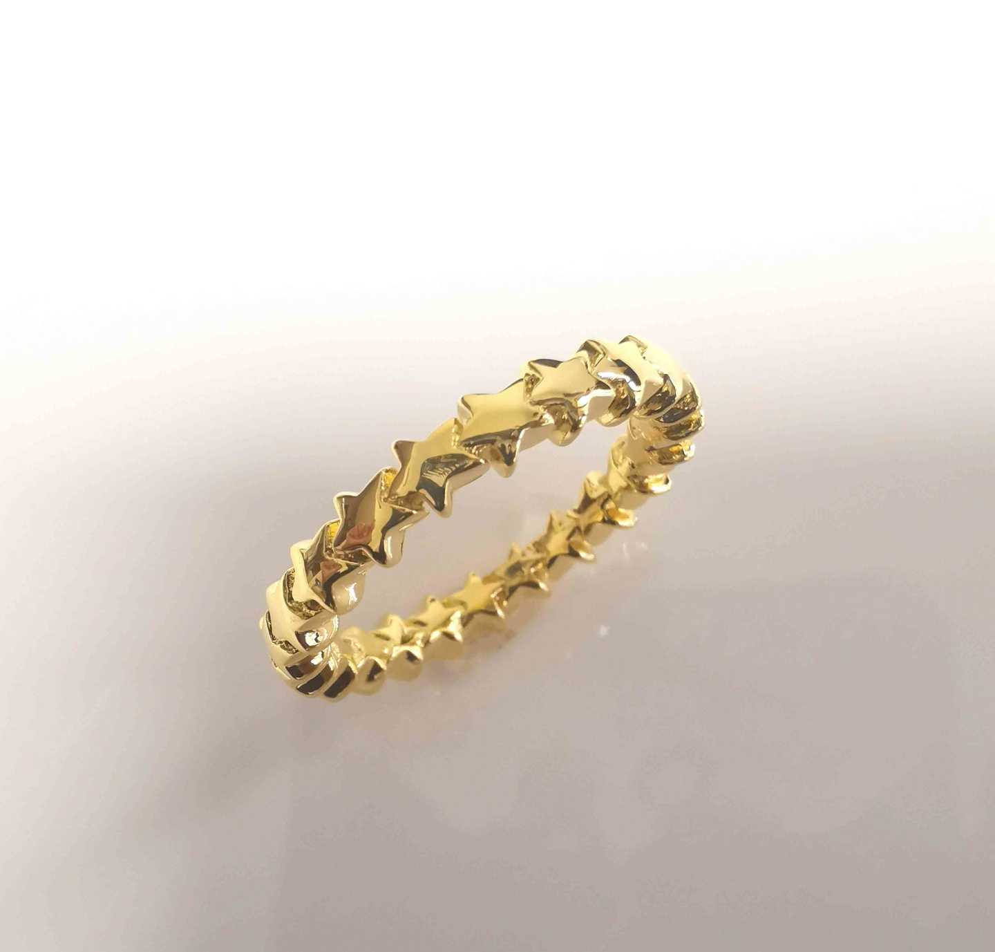 Anillo Bañado Oro Estrellas