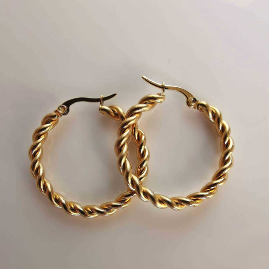 Aro Argolla Dorado Trenzado Delgado