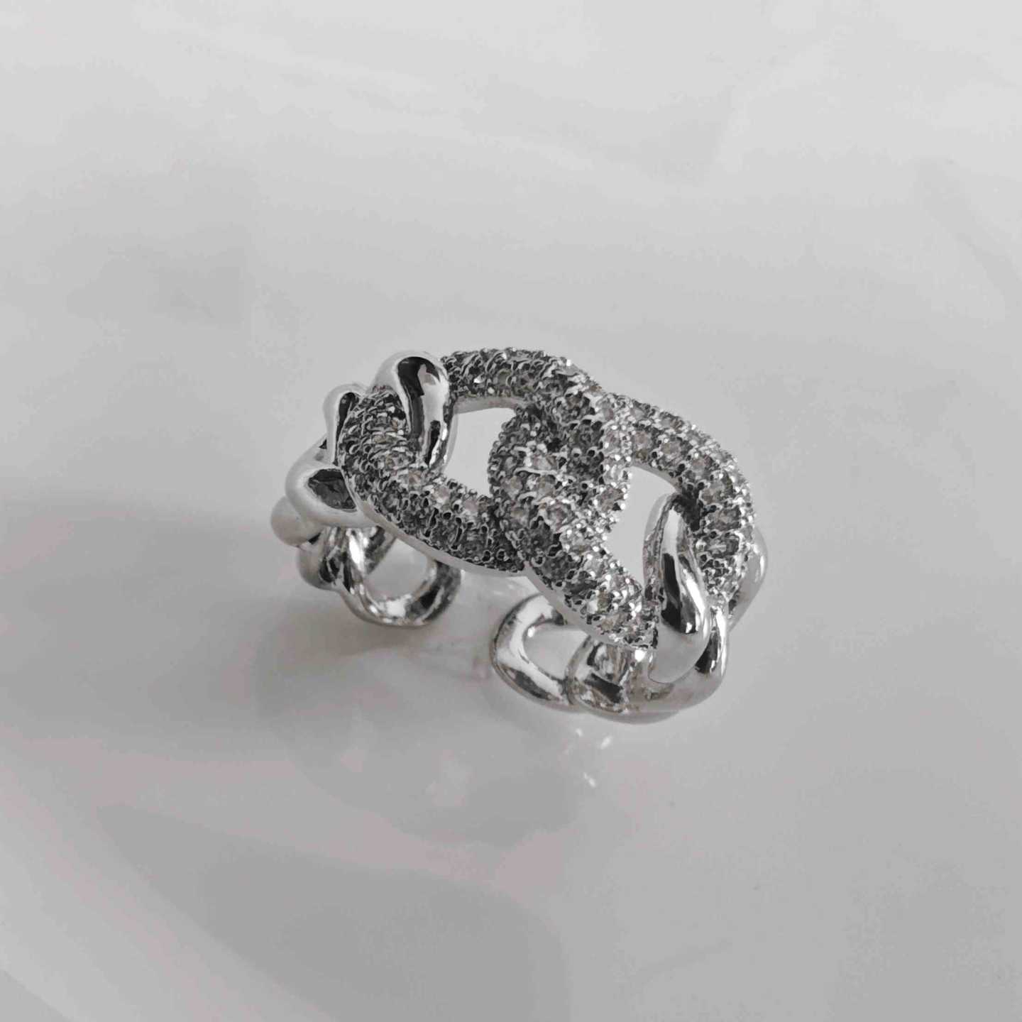 Anillo Bañado en Plata Cartier Circones Ajustable